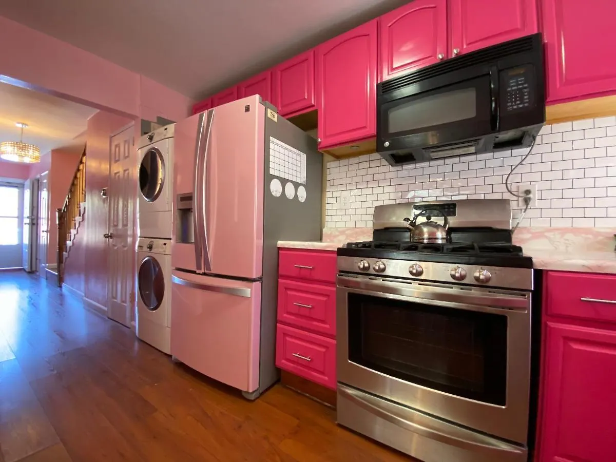 The Pink Paradise New York 0*,  United States