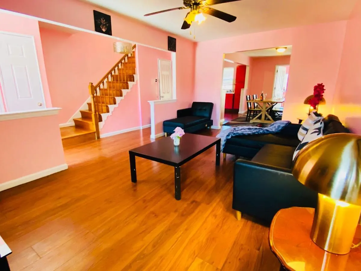 The Pink Paradise New York